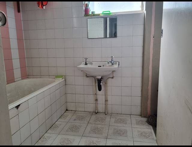 1 BEDROOM FLAT FOR SALE IN ESPLANADE